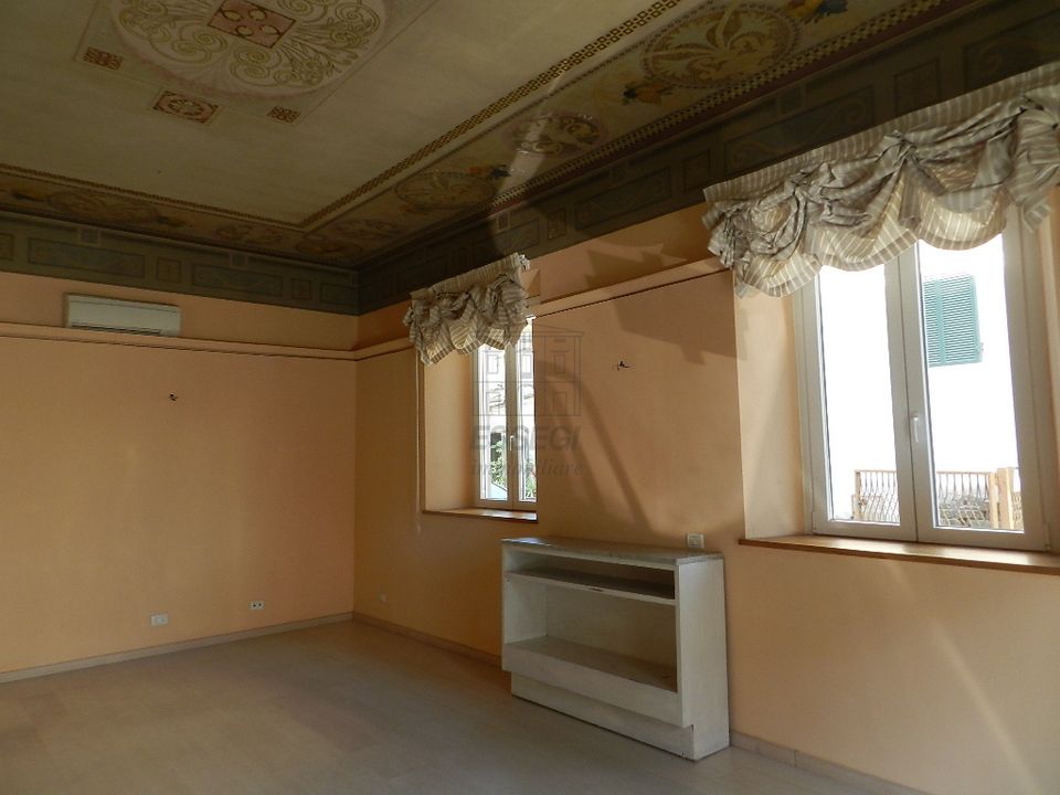 Erhvervsejendom i Lucca, Lucca - foto 5