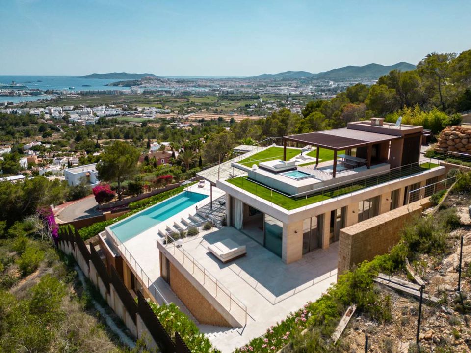 Villa i Santa Eulalia Del Rio, Ibiza - foto 2