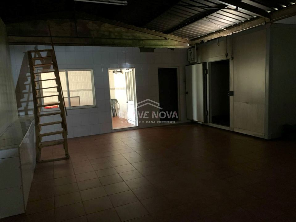 Erhvervsejendom i Oliveira do Bairro, Aveiro - foto 4