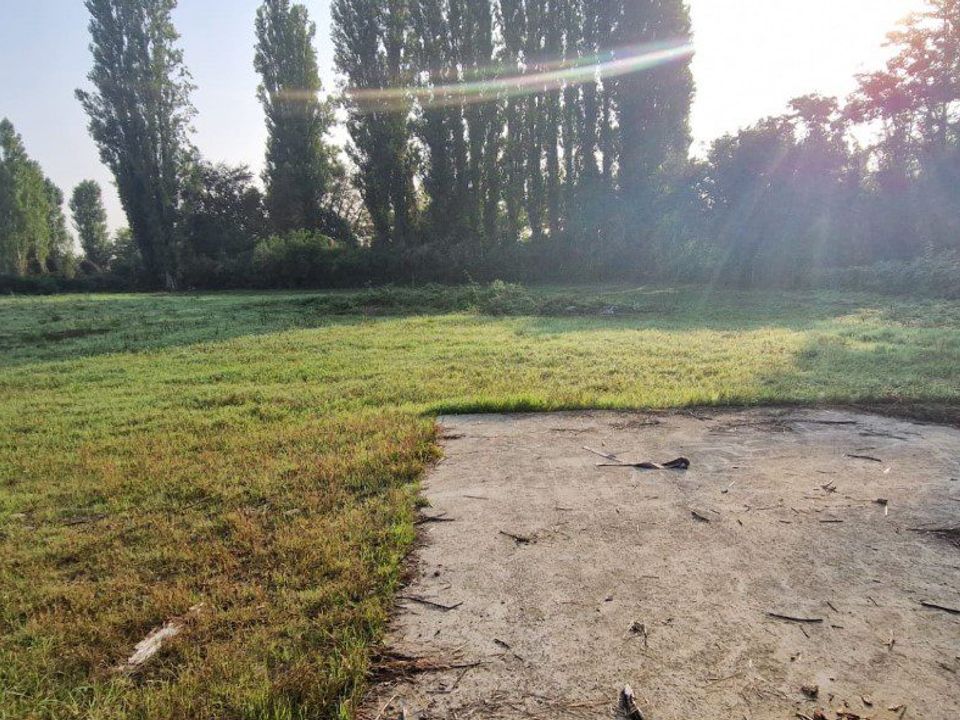 Helårsgrund i Cassano d'Adda, Milan - foto 2