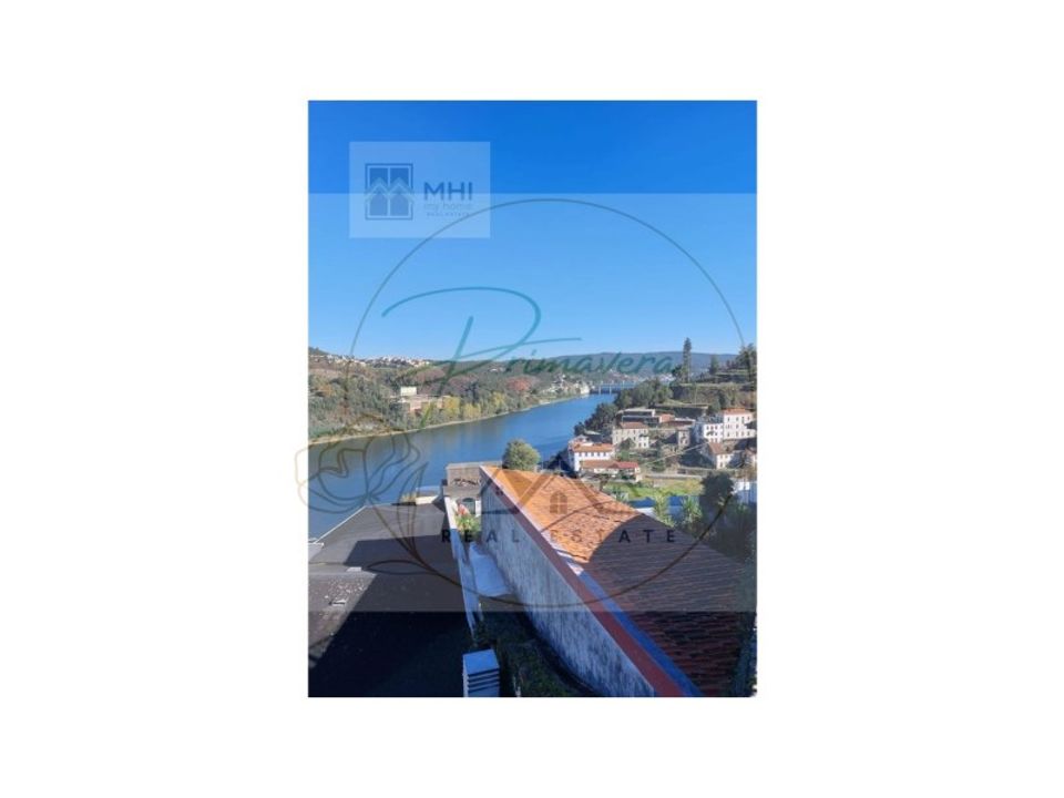 Helårsgrund i Crestuma, Porto - foto 4