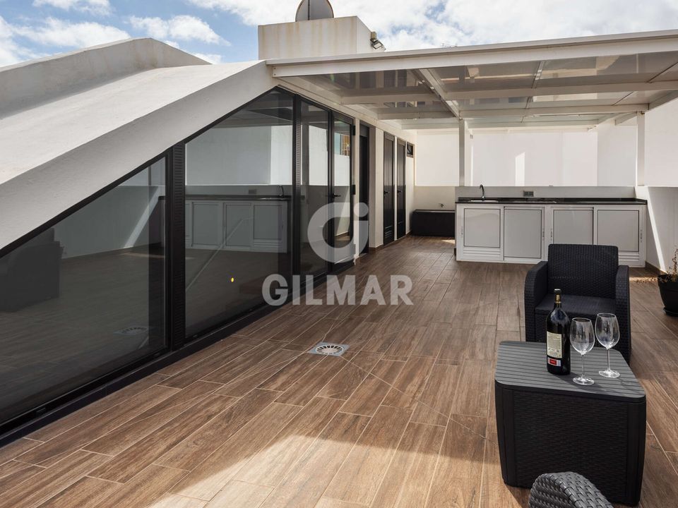 Town house in Las Palmas De Gran Canaria, Gran Canaria - photo 2