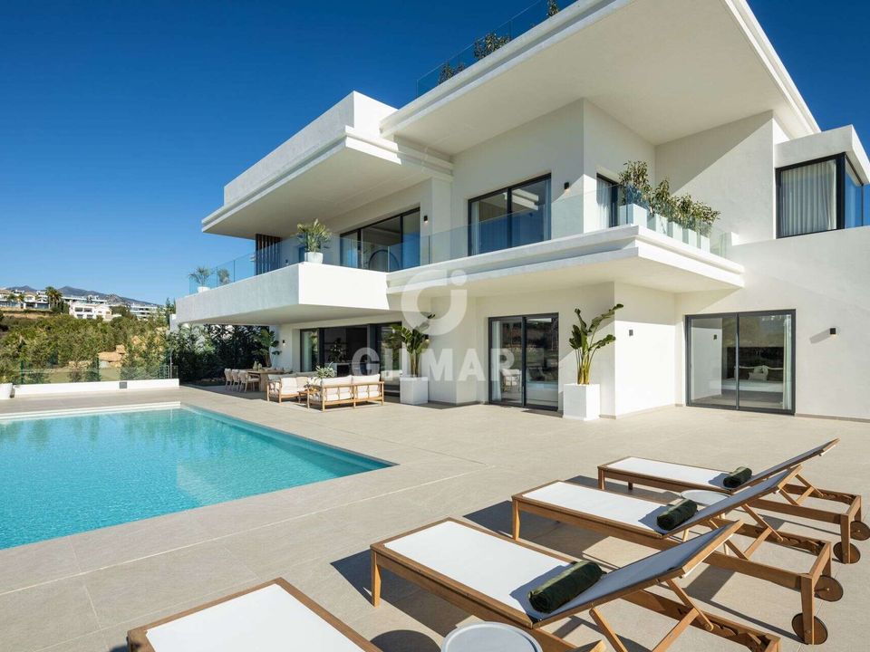 Villa i Estepona, Malaga - foto 1