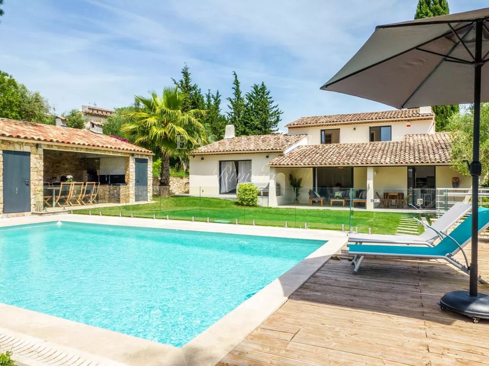 Villa i Mougins, Alpes-Maritimes - foto 1