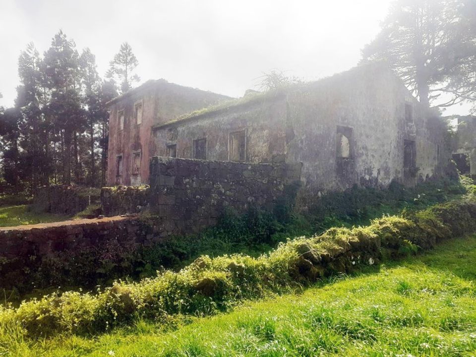 Helårsgrund i Ponta Delgada, Sao Miguel - foto 1