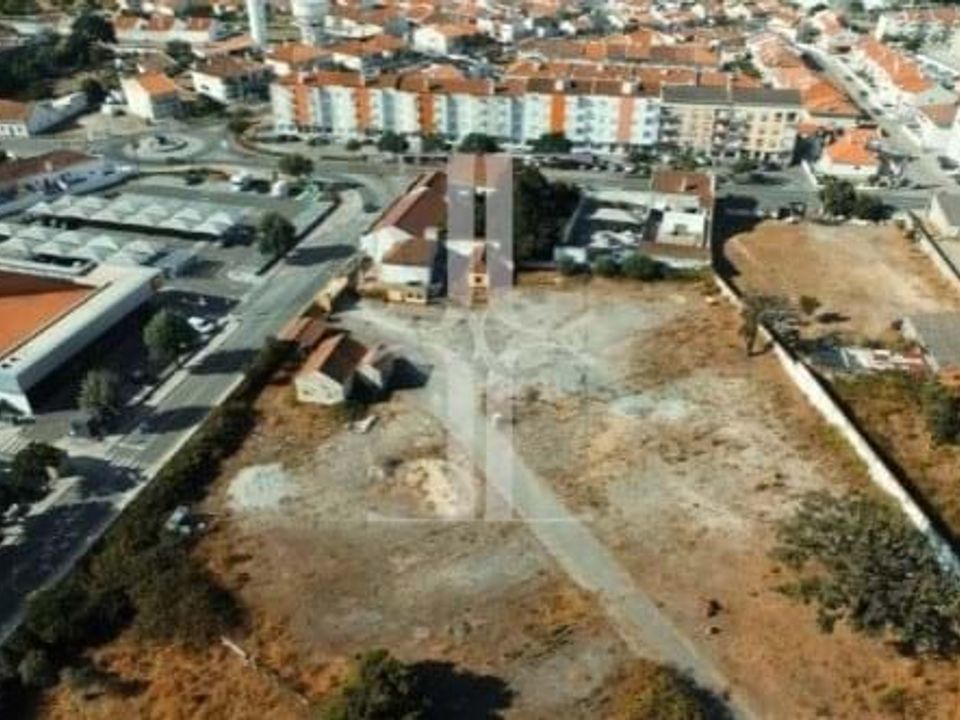 Helårsgrund i Vendas Novas, Evora - foto 1