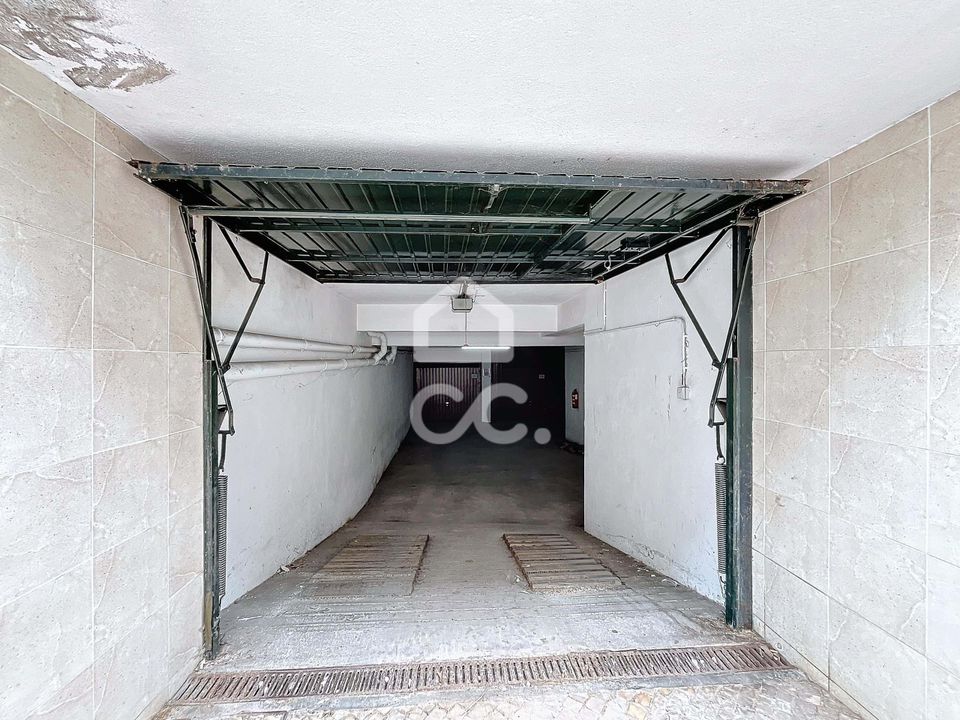 Garage i Caldas da Rainha, Leiria - foto 2