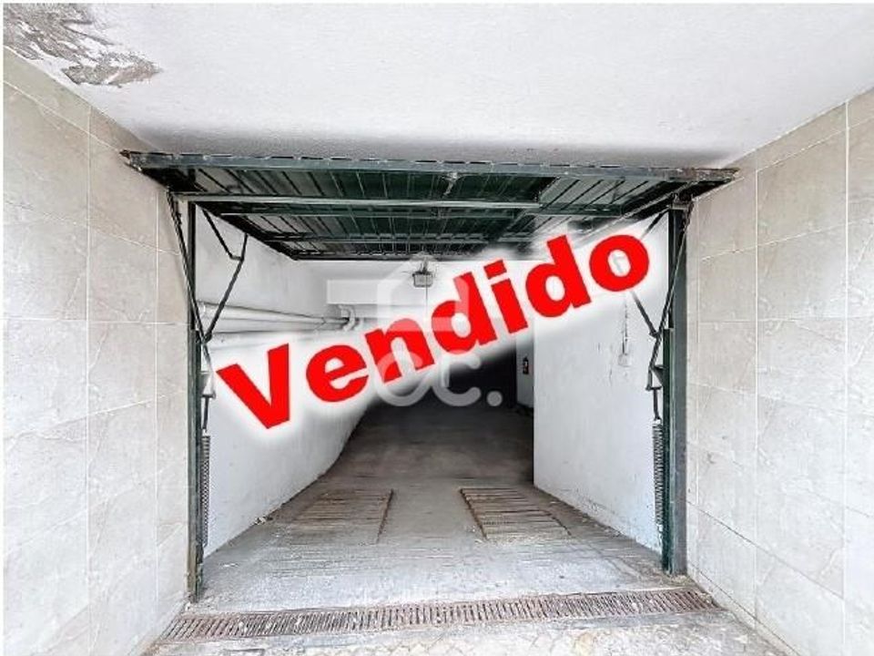 Garage i Caldas da Rainha, Leiria - foto 1