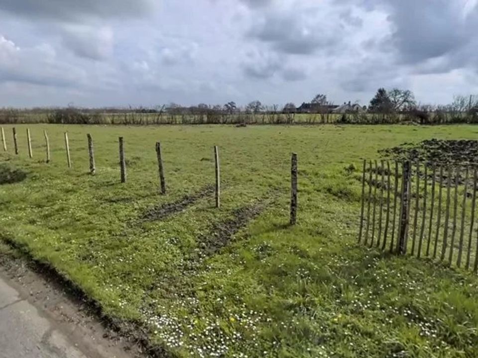 Helårsgrund i Hommes, Indre-et-Loire - foto 1