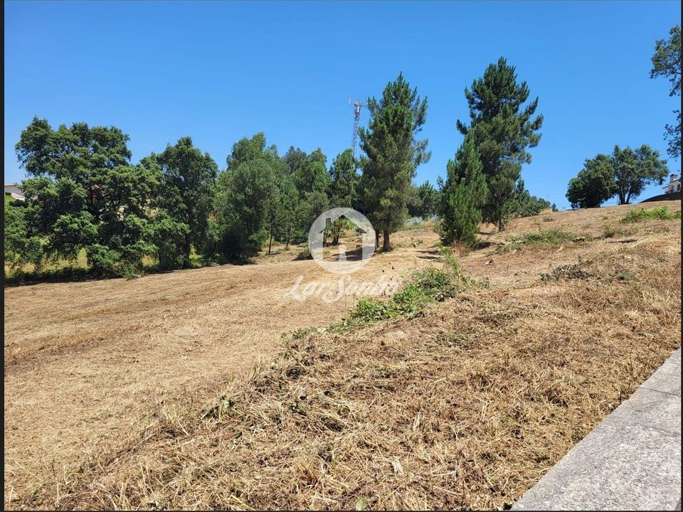Helårsgrund i Santo Tirso, Porto - foto 2