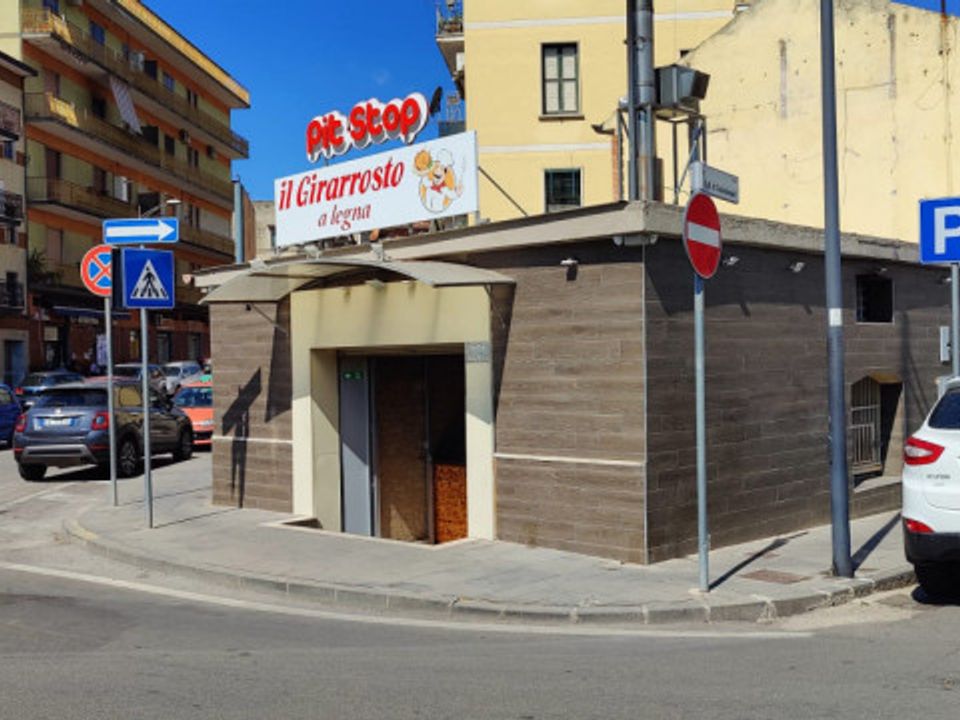 Erhvervsejendom i Eboli, Salerno - foto 1