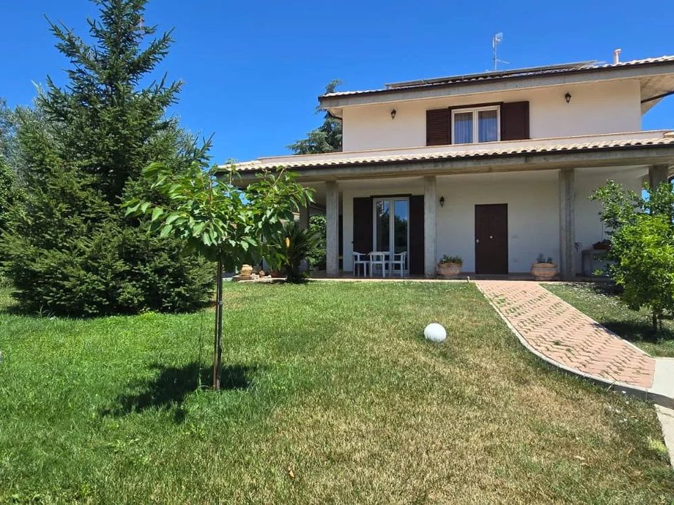 Villa em Collecorvino, Pescara - foto 1