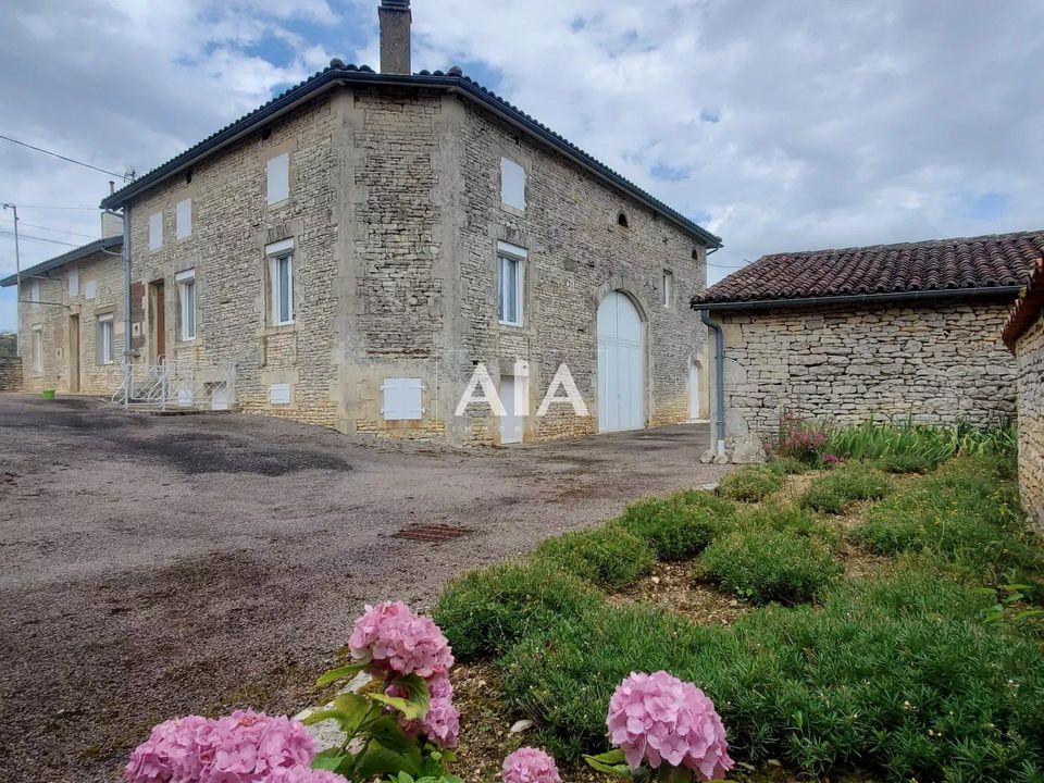 Herregård i Poursac, Charente - bilde 2