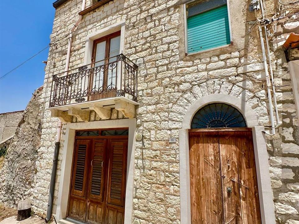 Villa i Chiusa Sclafani, Palermo - foto 1