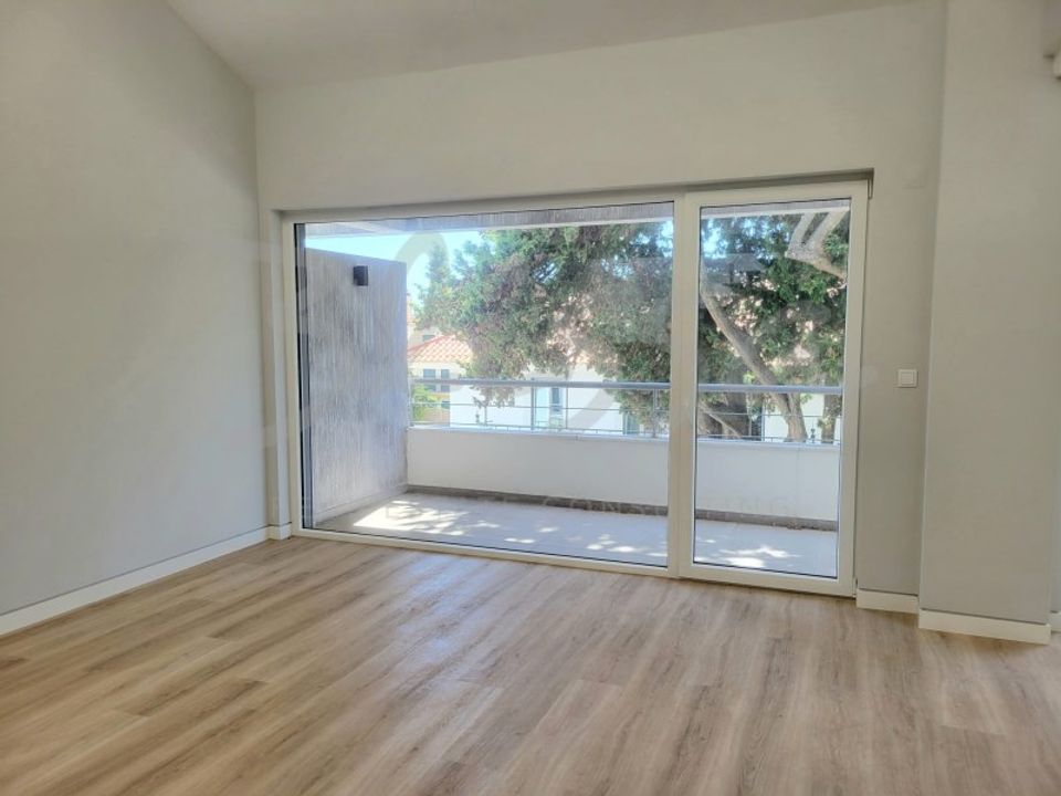 Lejlighed i Carcavelos, Lisbon - foto 1