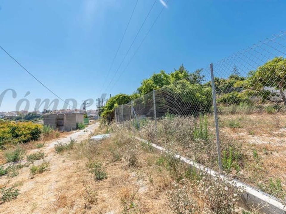 Helårsgrund i Nerja, Malaga - foto 1