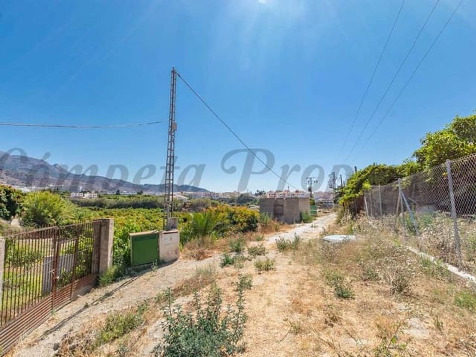 Helårsgrund i Nerja, Malaga - foto 2