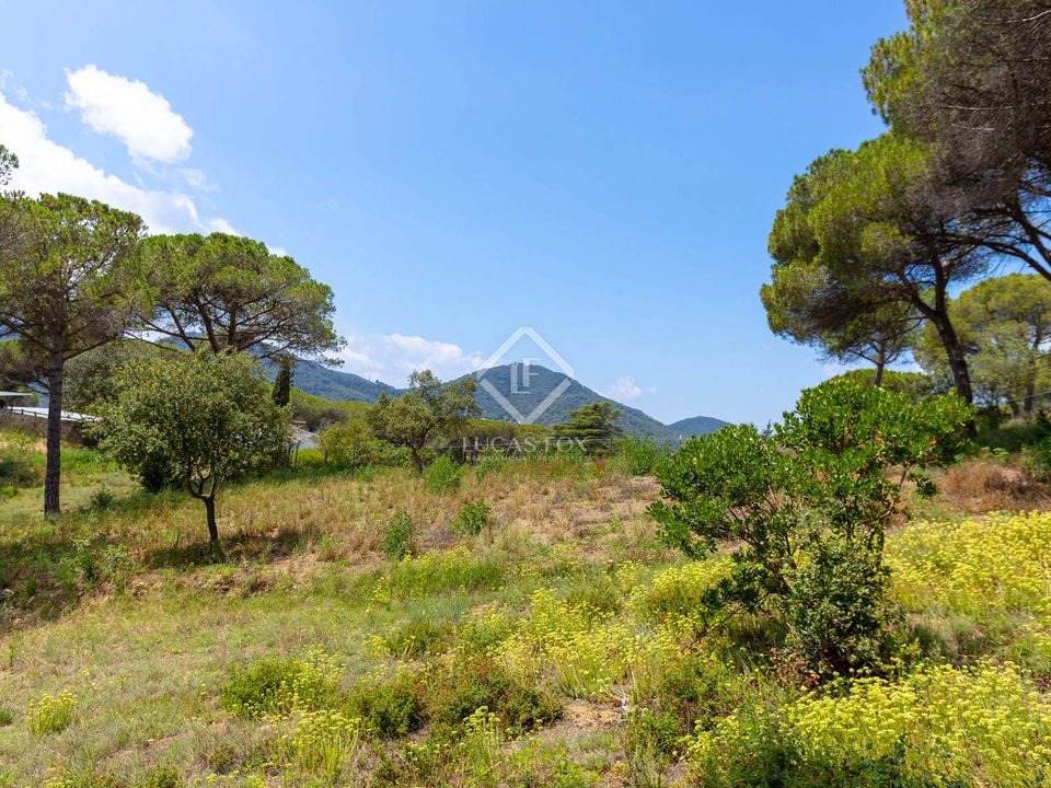 Helårsgrund i Vallromanes, Barcelona - foto 3