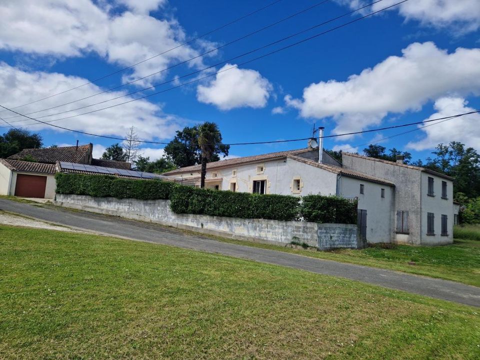 Villa i Saint-Georges-des-Agouts, Charente-Maritime - foto 1