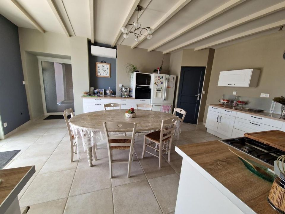 Villa i Saint-Georges-des-Agouts, Charente-Maritime - foto 3