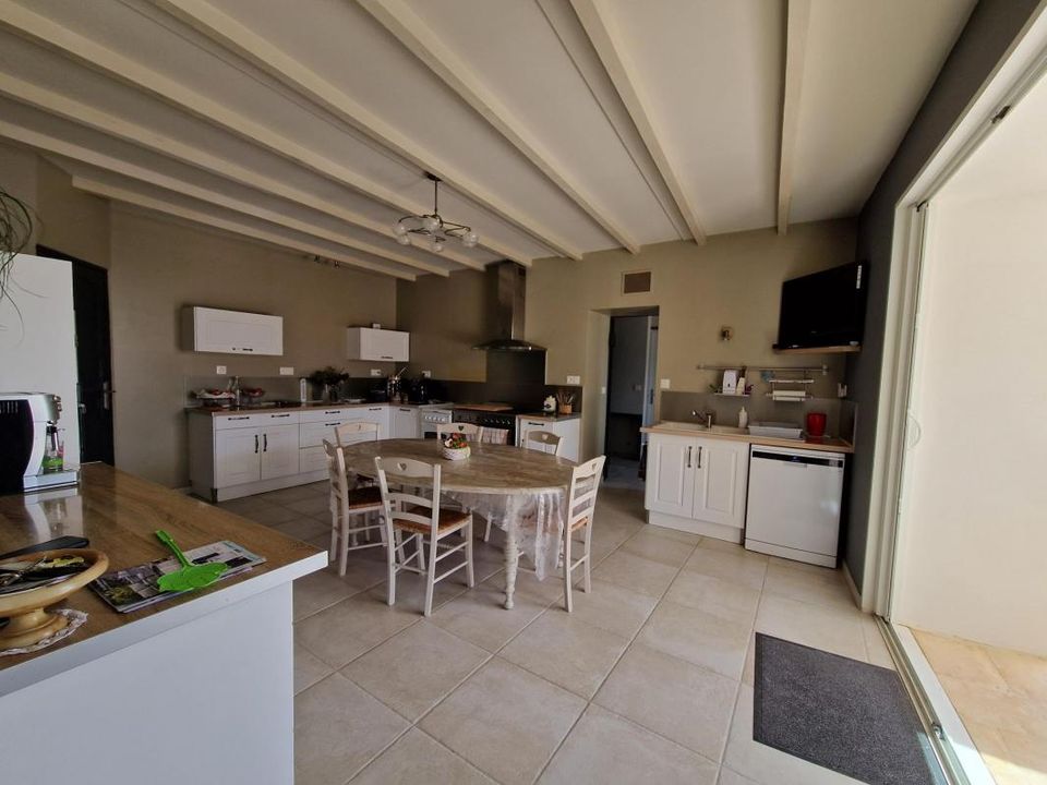 Villa i Saint-Georges-des-Agouts, Charente-Maritime - foto 4