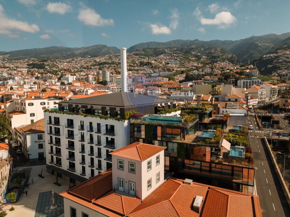 Erhvervsejendom i Se, Madeira - foto 1