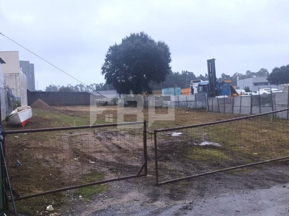 Helårsgrund i Moreira, Porto - foto 1