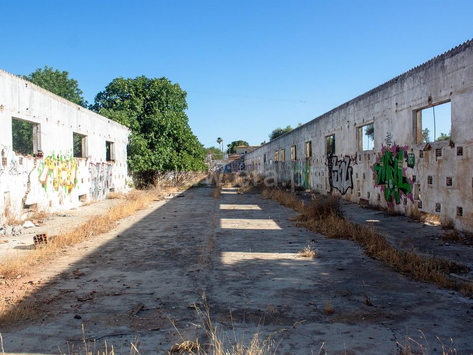 Helårsgrund i Faro, Faro - foto 1