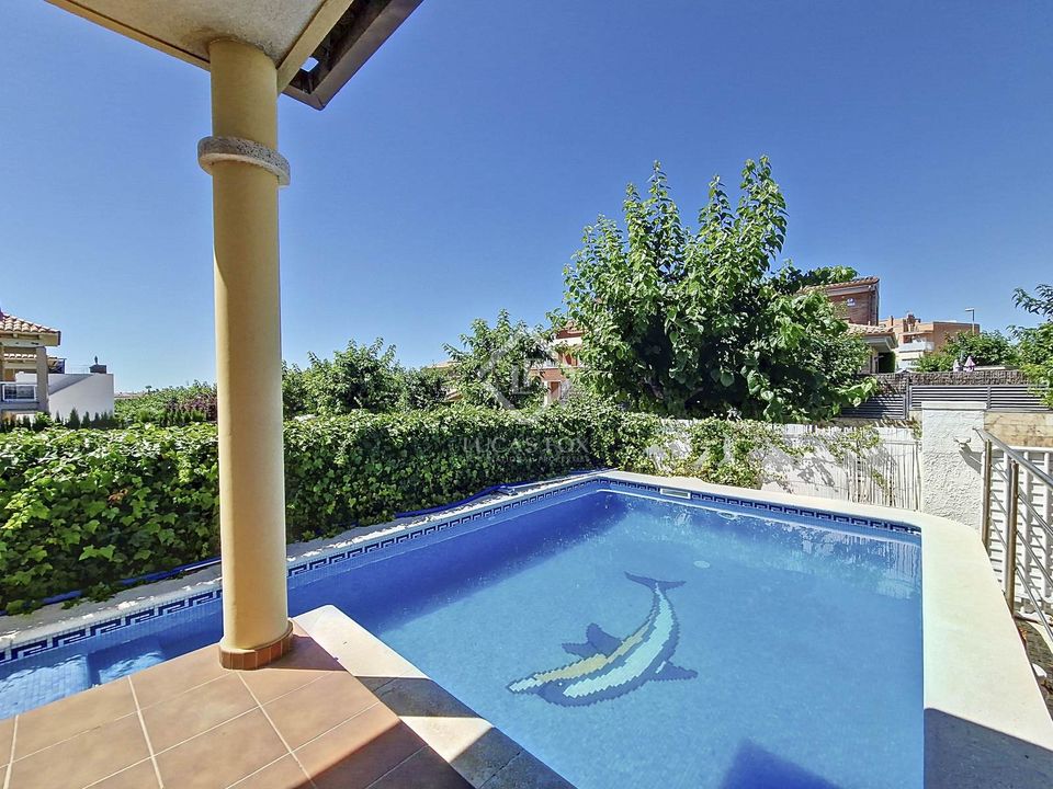 Villa i Cubelles, Barcelona - foto 1