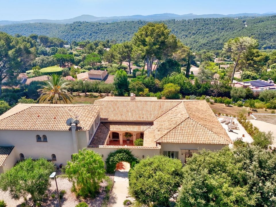 Villa i Valbonne, Alpes-Maritimes - foto 1
