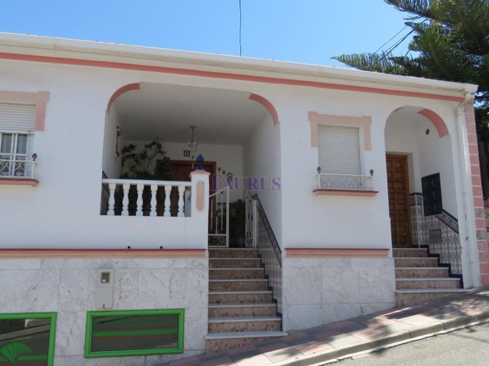 Landsbyhus i Canillas De Albaida, Malaga - foto 1