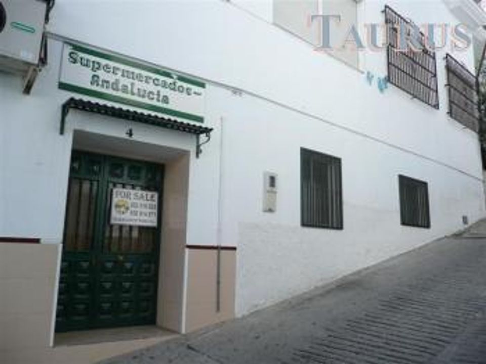 Erhvervsejendom i Competa, Malaga - foto 1