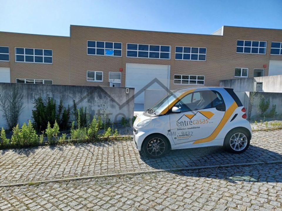 Erhvervsejendom i Fragoso, Braga - foto 1