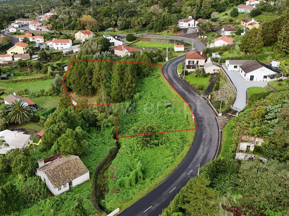 Helårsgrund i Horta, Faial - foto 4