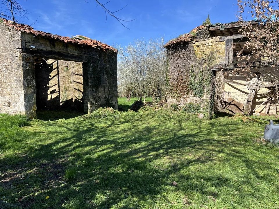 Helårsgrund i Courcome, Charente - foto 4