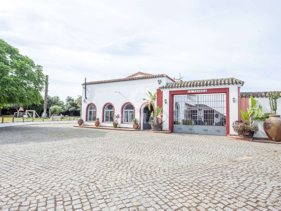 Villa en Alcala De Guadaira, Sevilla - foto 5
