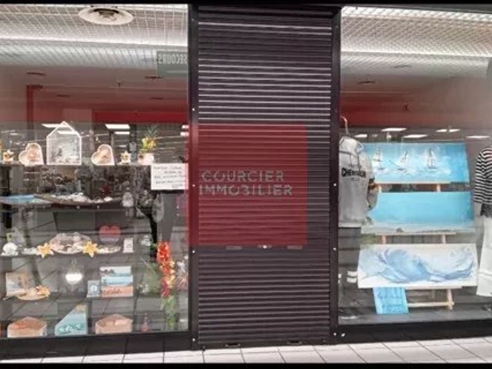 Erhvervsejendom i Boulogne-sur-Mer, Pas-de-Calais - foto 1