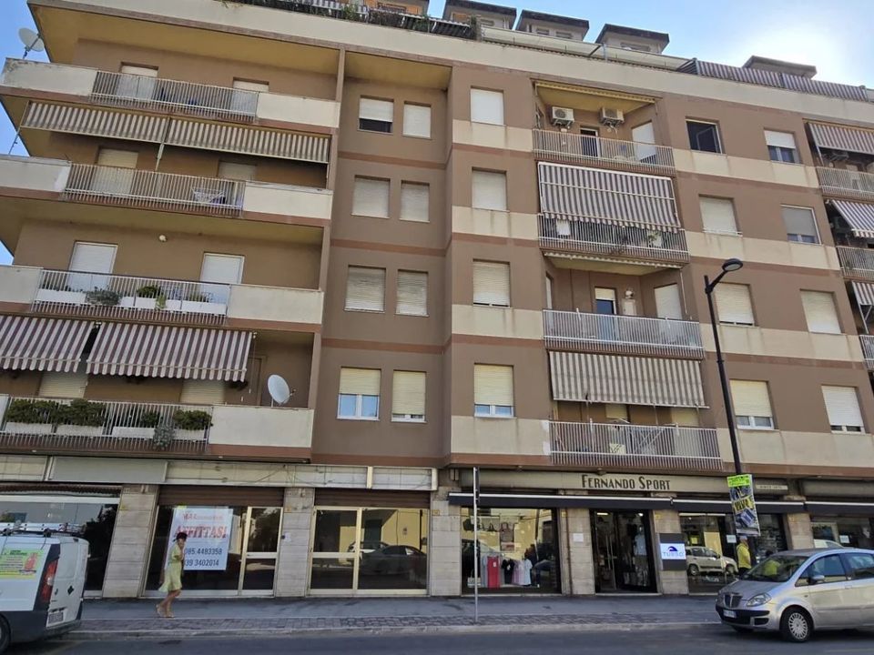 Erhvervsejendom i Pescara, Pescara - foto 1