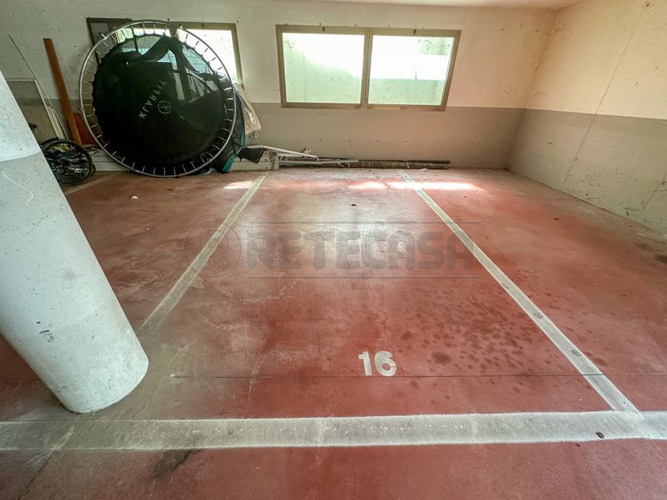 Garage i Chiopris-Viscone, Udine - foto 4