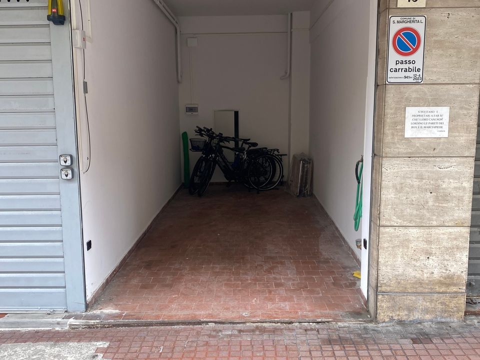 Garage i Santa Margherita Ligure, Genoa - foto 1