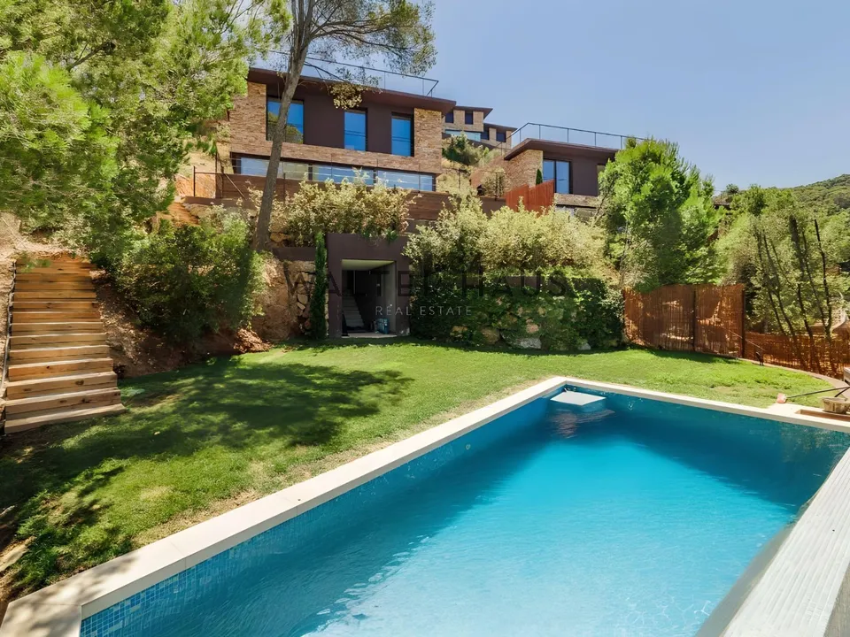 Villa i Begur, Gerona - foto 1
