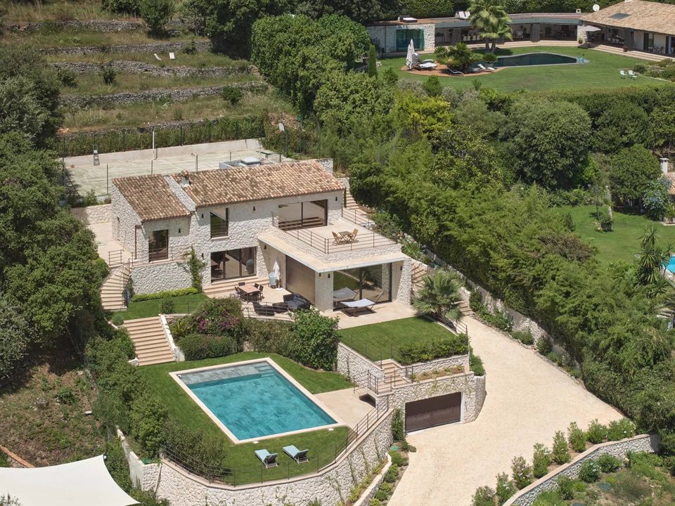 Villa i La Colle-sur-Loup, Alpes-Maritimes - foto 1
