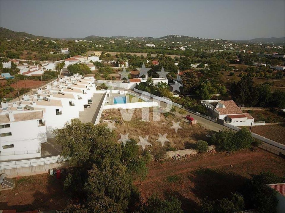 Helårsgrund i Sao Bras de Alportel, Faro - foto 1