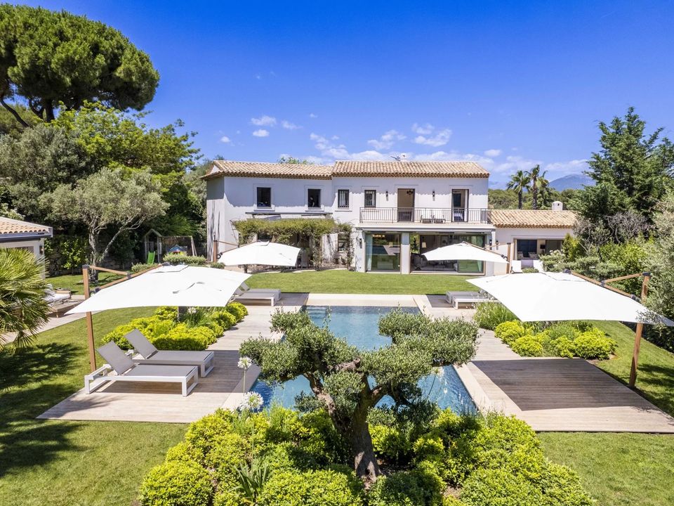 Villa a Mougins, Alpes-Maritimes - foto 1