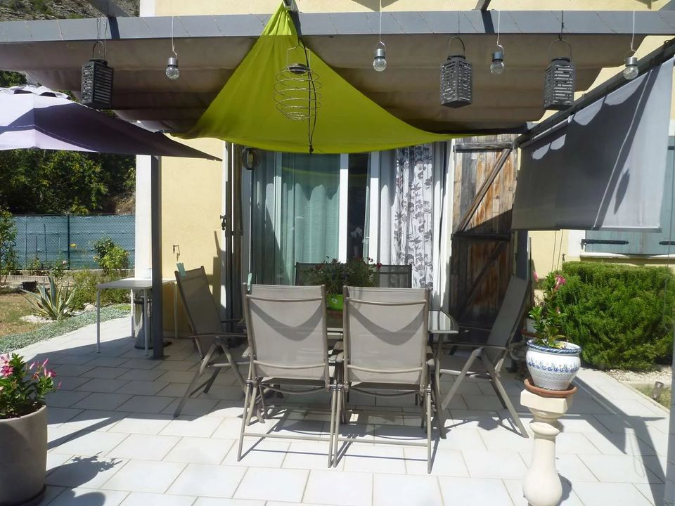 Villa en Touët-sur-Var, Alpes-Maritimes - foto 2