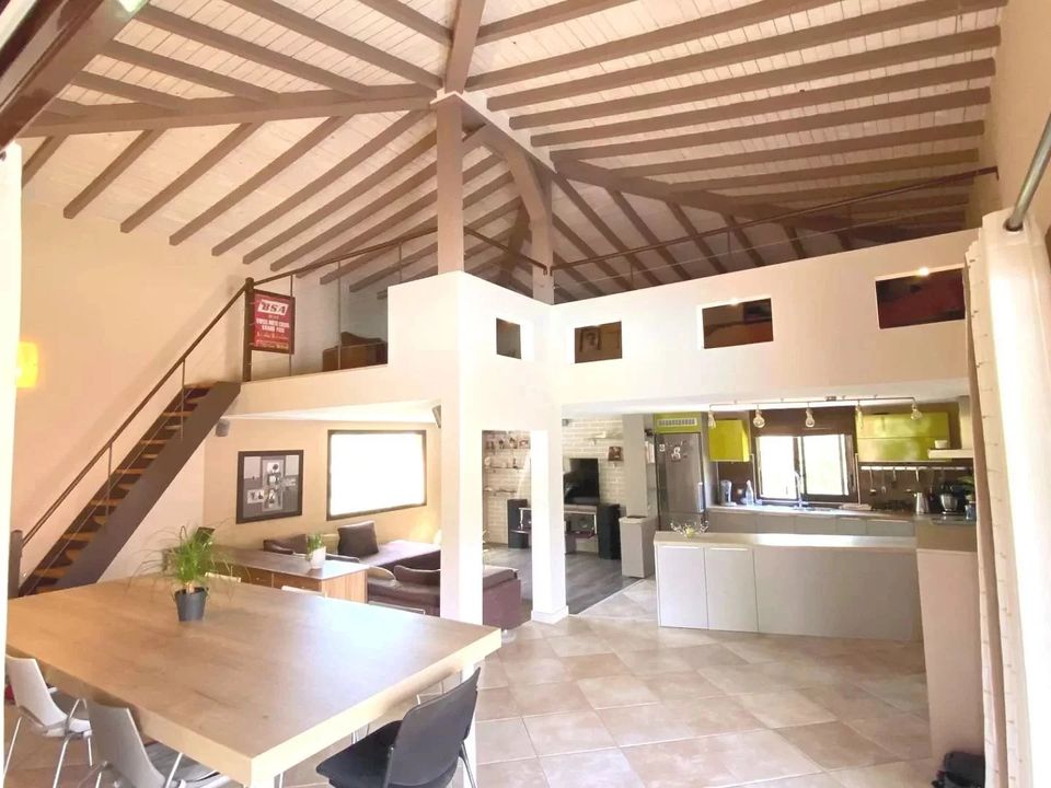 Villa a La Roque-d'Antheron, Bouches-du-Rhone - foto 3