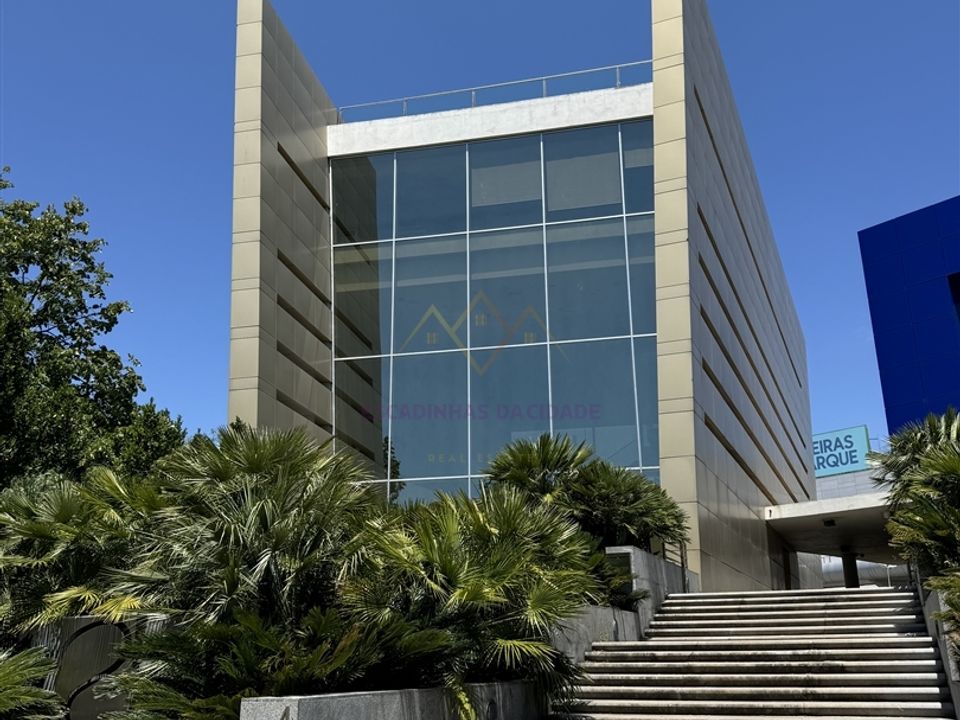 Erhvervsejendom i Oeiras, Lisbon - foto 3