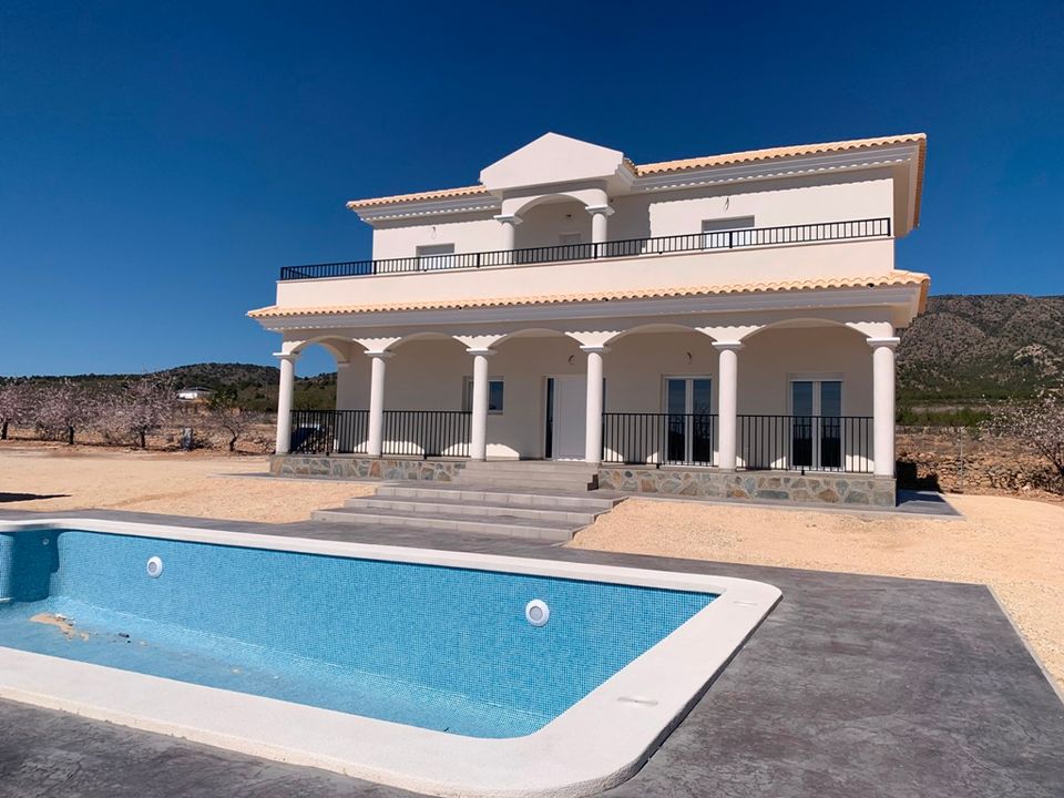 Villa i Pinoso, Alicante - foto 1