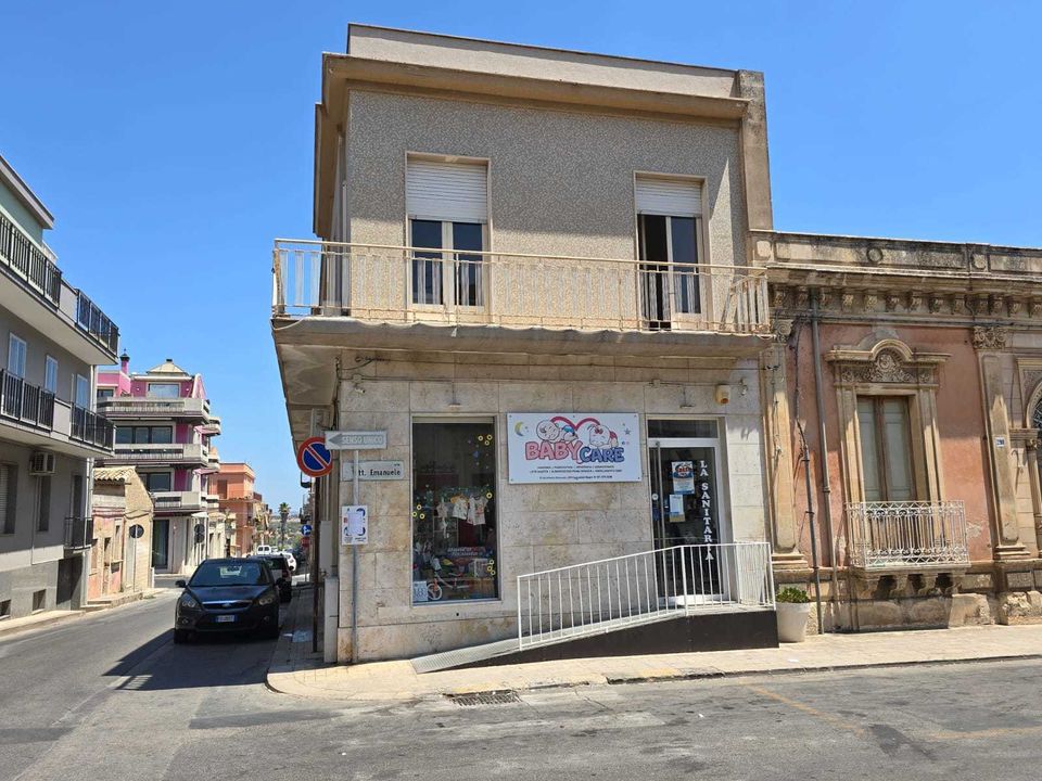 Byhus i Canicattini Bagni, Siracusa - foto 2