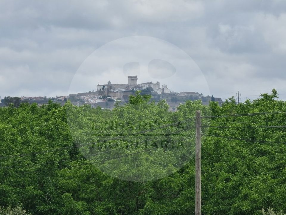 Helårsgrund i Estremoz, Evora - foto 1